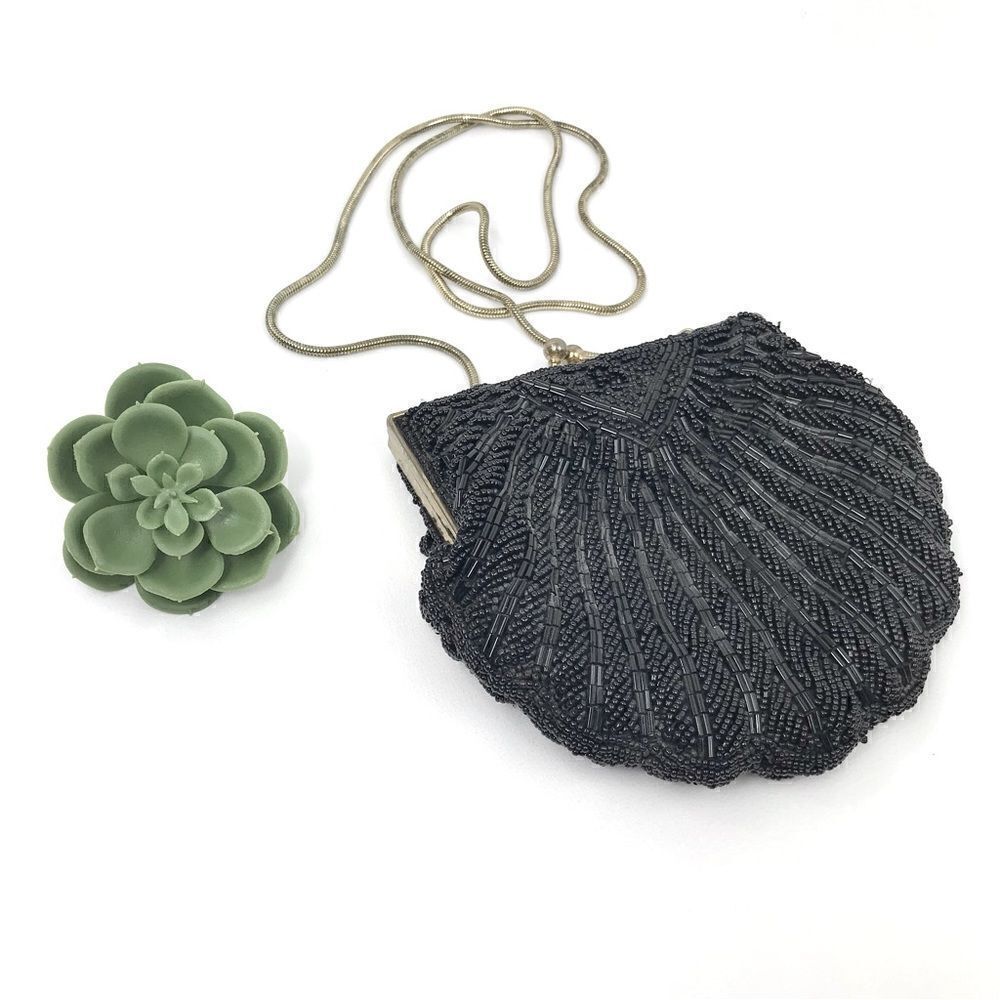 Black Beaded Retro Shell Shaped Mini Shoulder Bag - Picture 2 of 12